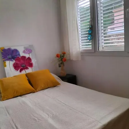 Apartamento Con Piscina *