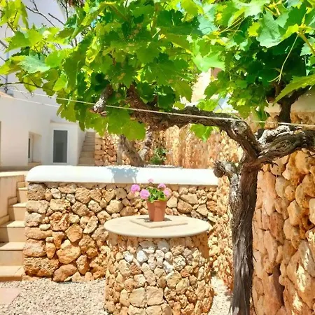 Con Piscina * Fornells (Menorca)