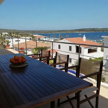 Con Piscina Apartman