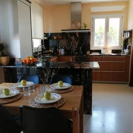 Con Piscina Apartman Fornells